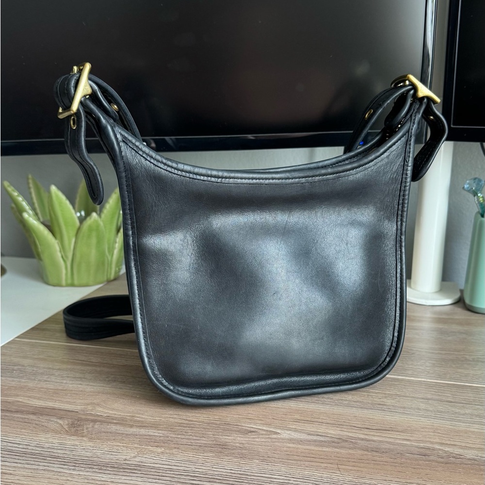 Vintage Coach Janice Legacy 9950 in Black